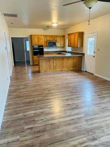 1205 Stanwood Ave, Cleburne, TX 76033-6747