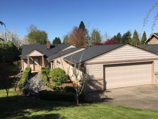 907 Alina Ave, Salem, OR 97306-2599