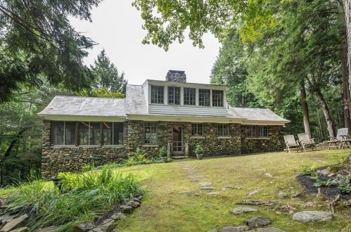 60 Leach Hollow Rd, Sherman, CT 06784-2300