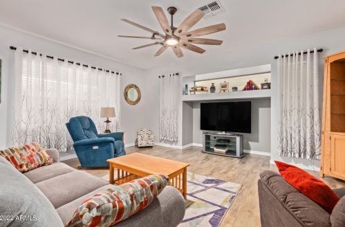 17444 Crocus Dr, Sun City AZ  85388-7750 exterior