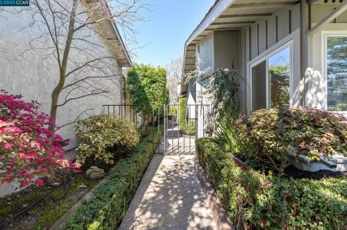 1993 Rancho Verde Cir, Danville, CA 94526-6219
