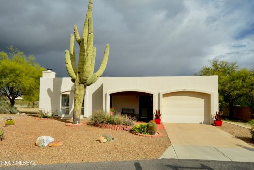 297 Calle Herboso, Green Valley AZ  85614-4114 exterior