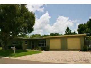 2053 Harvard Ave, Dunedin, FL 34698-2612