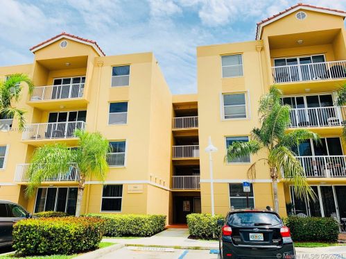 519 Sheridan St, Dania Beach FL  33004-5823 exterior