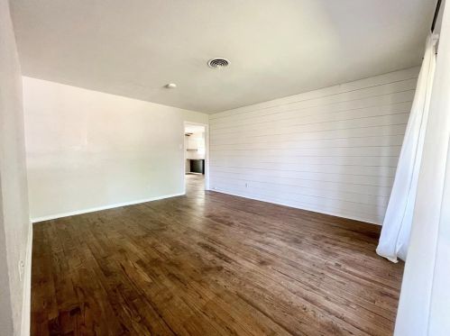 1307 Cloverdale Dr, Richardson, TX 75080-4710