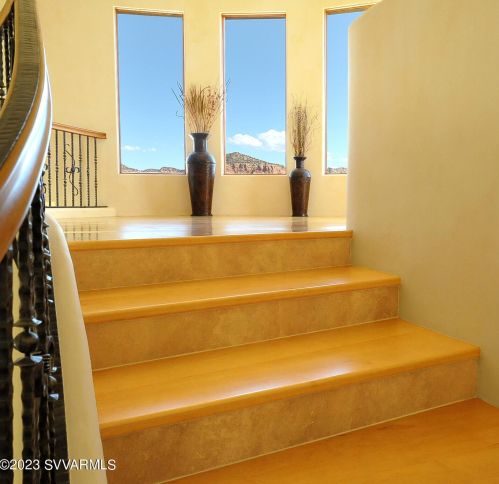 240 Crystal Sky Dr, Sedona AZ 86351-7450 exterior