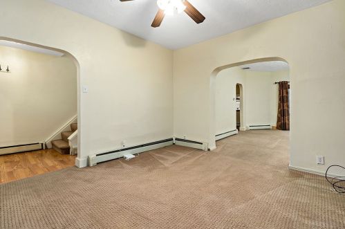 1822 Woodward Ave, Pittsburgh, PA 15226-1229