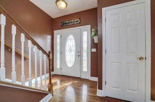400 Lytham Ct, Moon Twp, PA 15108-9637