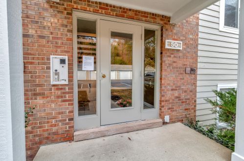50 Creekwood Dr, Newport, KY 41071-3308