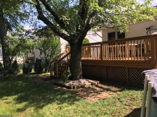 131 Tracy Dr, Perth Amboy NJ  08863-1024 exterior