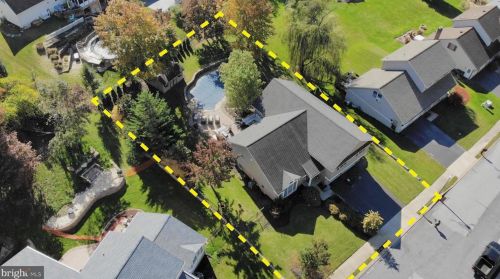 40 Steeple Ct, Swartzville, PA 17569-9595