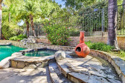 358 Anzio Way, Calabasas CA  91377-4851 exterior