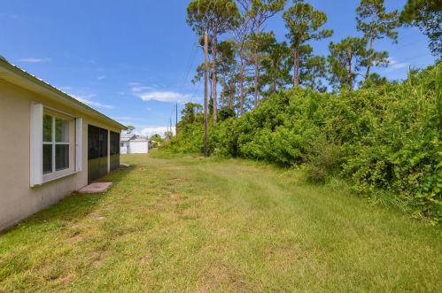 23 La Puerta Del Norte, Fort Pierce FL  34951-2881 exterior