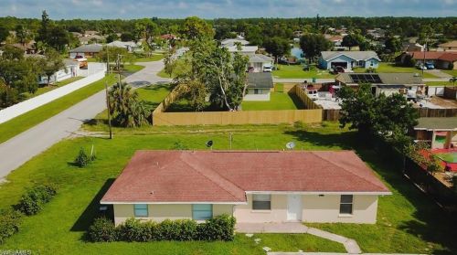 5497 Hunter Blvd, Naples, FL 34116-5565