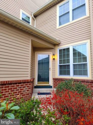 103 Pinecrest Ln, Lansdale, PA 19446-1466