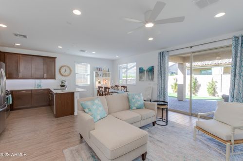 24862 172nd Ave, Sun City AZ  85387-2126 exterior