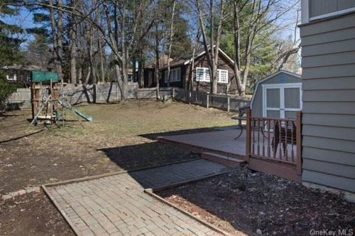 2 Randolph Ave, Poughkeepsie NY  12603-3312 exterior