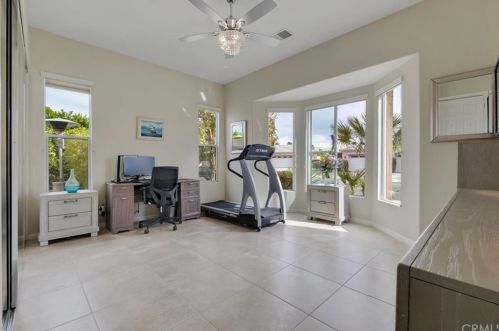 15 Napoleon Rd, Rancho Mirage CA  92270-2715 exterior