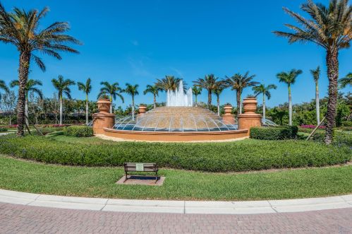 3142 Aviamar Cir, Naples FL  34114-9594 exterior