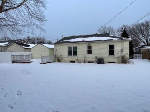 7714 35 Ave, Kenosha WI 53142-3940 exterior