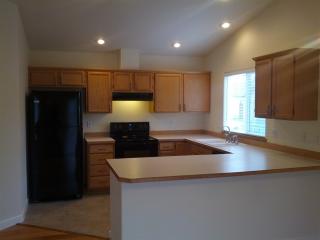 1025 89th Dr, Everett WA  98258-2436 exterior