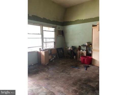 1415 Simpson St, Boothwyn, PA 19061-4334