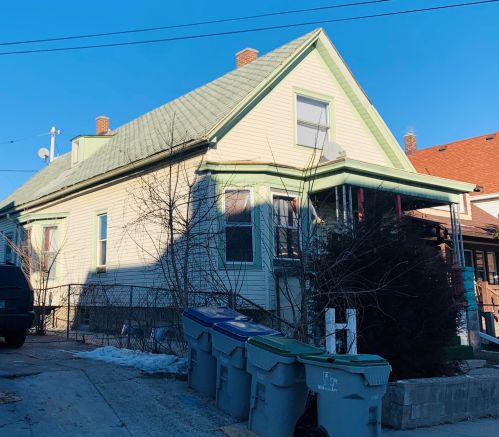 1562 Odell St, Milwaukee, WI 53204-3246