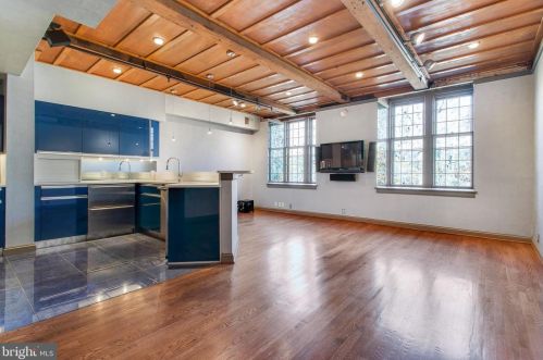 49 Bancroft Mills Rd, Wilmington, DE 19806-2029
