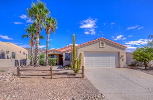 2001 Flying Q Ln, Tucson AZ  85713-6726 exterior