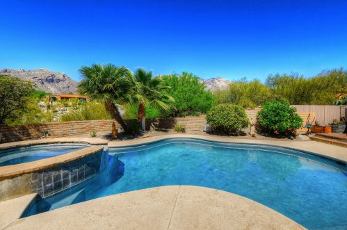 2301 Calle Los Altos, Tucson, AZ 85718-2064