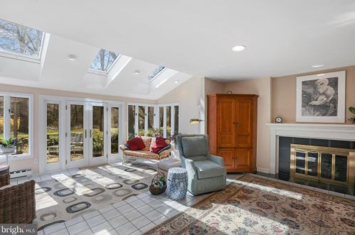 343 Richard Rd, Yardley PA  19067-1969 exterior