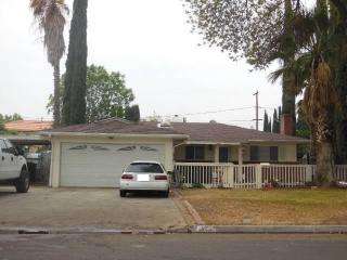 5525 Tower Rd, Riverside, CA 92506-1083