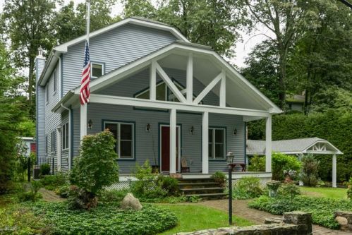 89 Vista Ter, Mahopac, NY 10541-3168