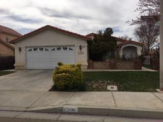 1732 Michael Dr, Lancaster, CA 93535-4472