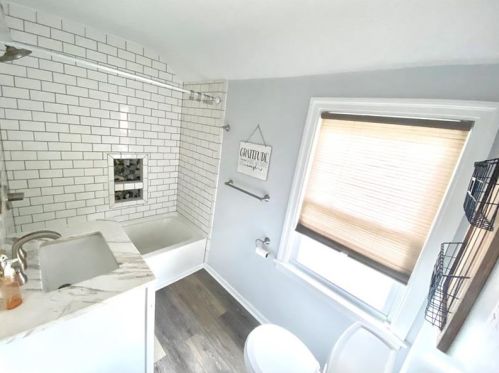 524 Wildwood Ave, New Castle PA  16105-2440 exterior