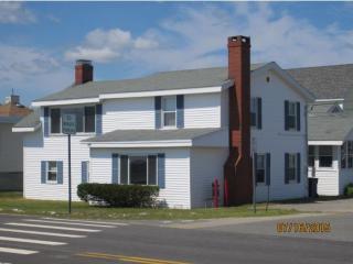 877 Ocean Blvd, Hampton, NH 03842-2518