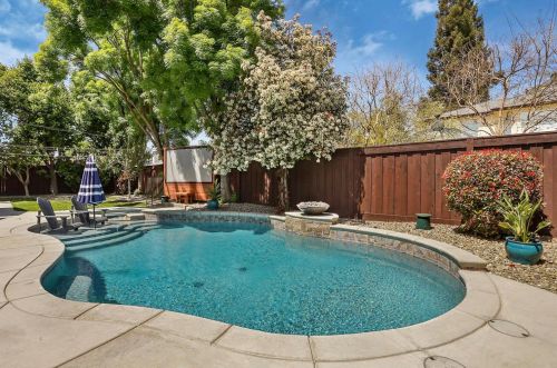 1729 Mable Ave, Modesto CA  95355-1241 exterior