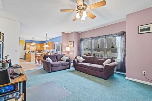 3 Killen Rd, Wallingford CT  06492-2697 exterior