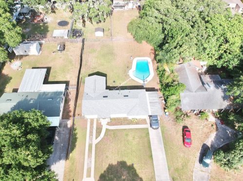 1306 Park Ave, Tavares FL  32778-2352 exterior