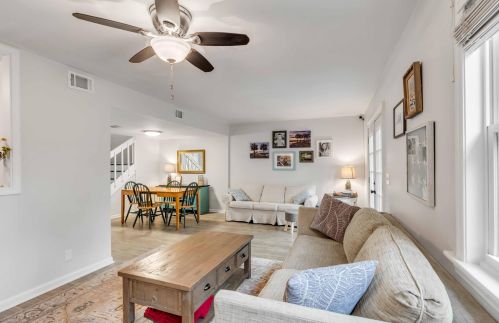 629 Baytree Ct, Mount Pleasant SC  29464-3534 exterior