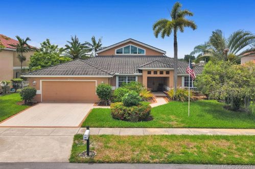 920 203rd Ave, Hollywood, FL 33029-3439