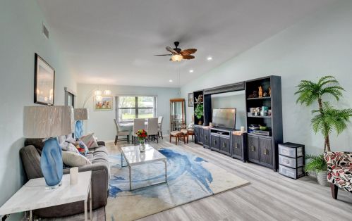 6108 Kings Gate Cir, Delray Beach FL  33484-2455 exterior