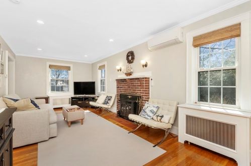 59 North Ave, Norwood, MA 02062-1417