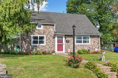 387 Potts Ct, Pottstown, PA 19464-6413