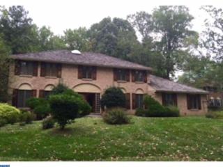 206 Wooded Ln, Prospectville, PA 19002-2429