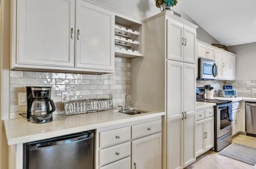 52580 Avenida Navarro, La Quinta CA  92253-3395 exterior