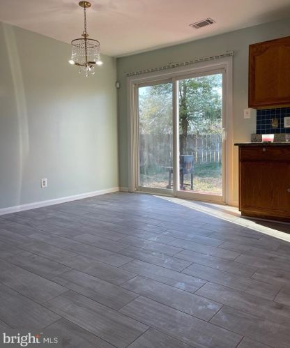814 Kilarney Dr, Fredericksburg VA  22407-6558 exterior