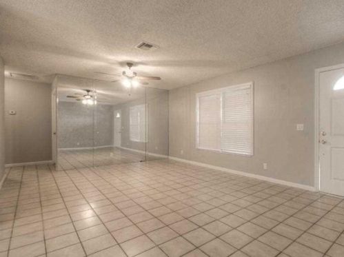 175 Martin Cir, West Palm Beach, FL 33411-1708