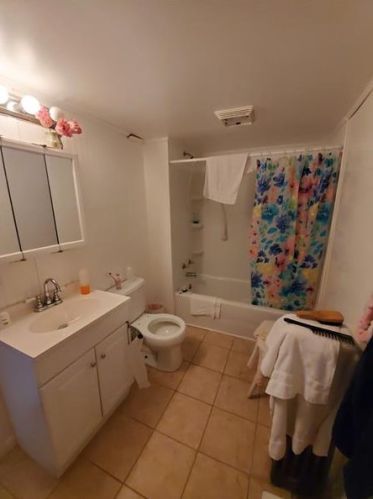 121 Narrows Rd, South Connellsville PA  15425-6145 exterior