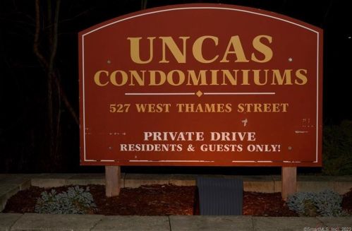 527 Thames St, Norwich CT  06360-7135 exterior